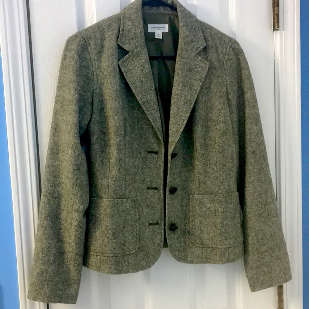 Small Blazer. Loose fit. All buttons attached.